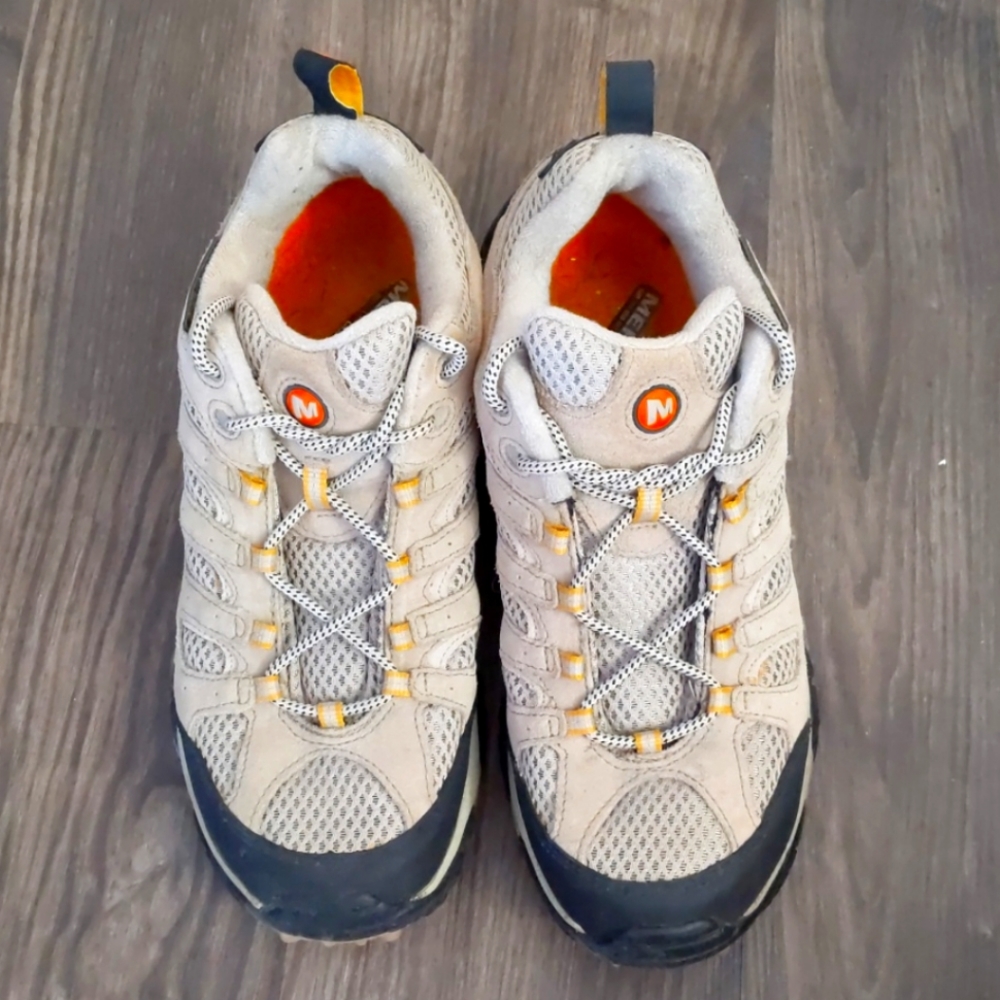 Merrell Moab Ventilator Taupe Hiking Shoes